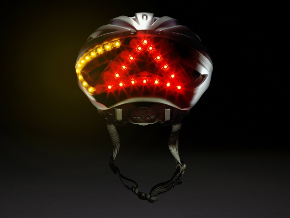 Инженеры разработали «умный» велосипедный шлем со стоп-сигналом