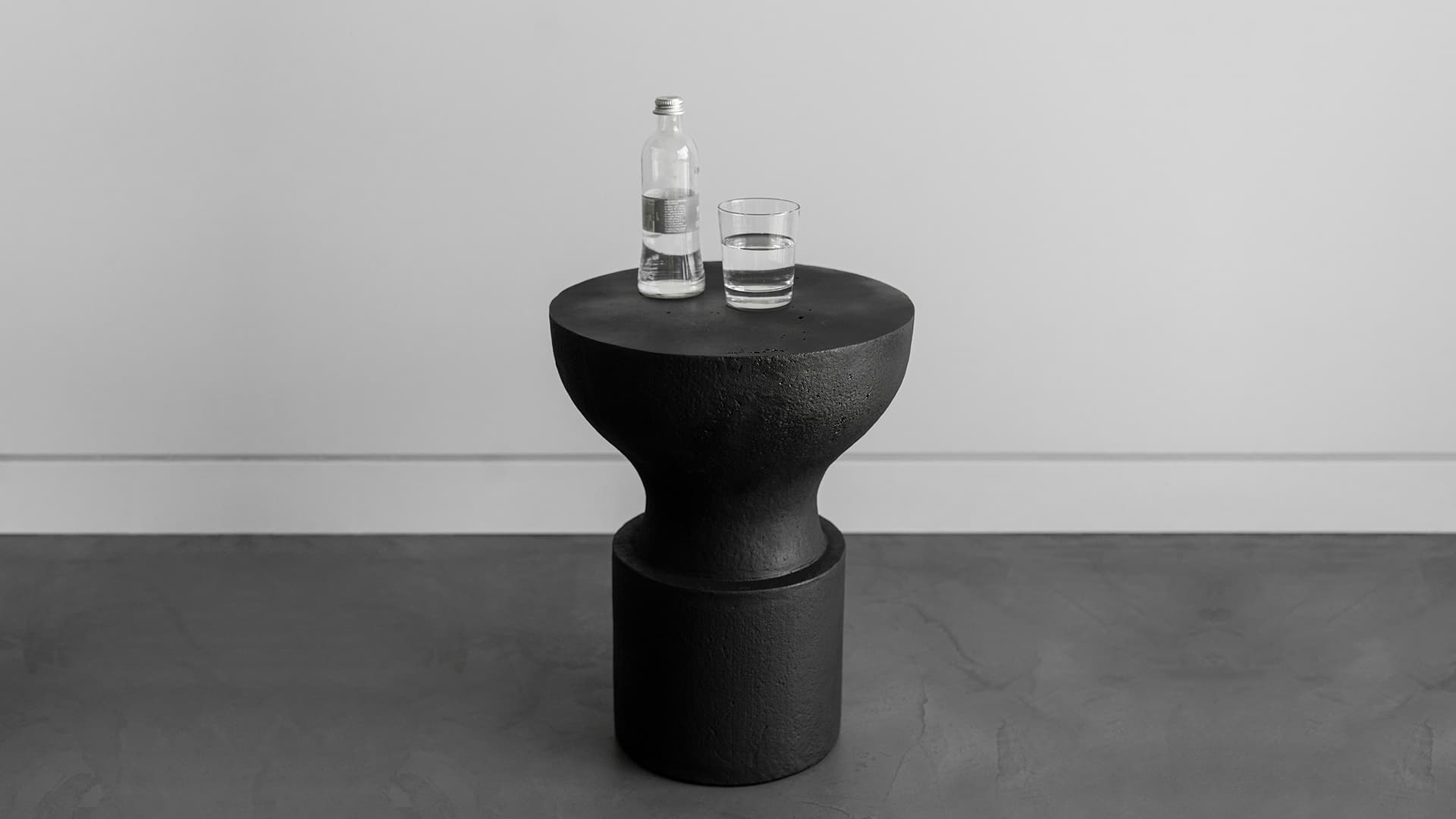 От идеи до прототипа: чугунный столик «Звонец»