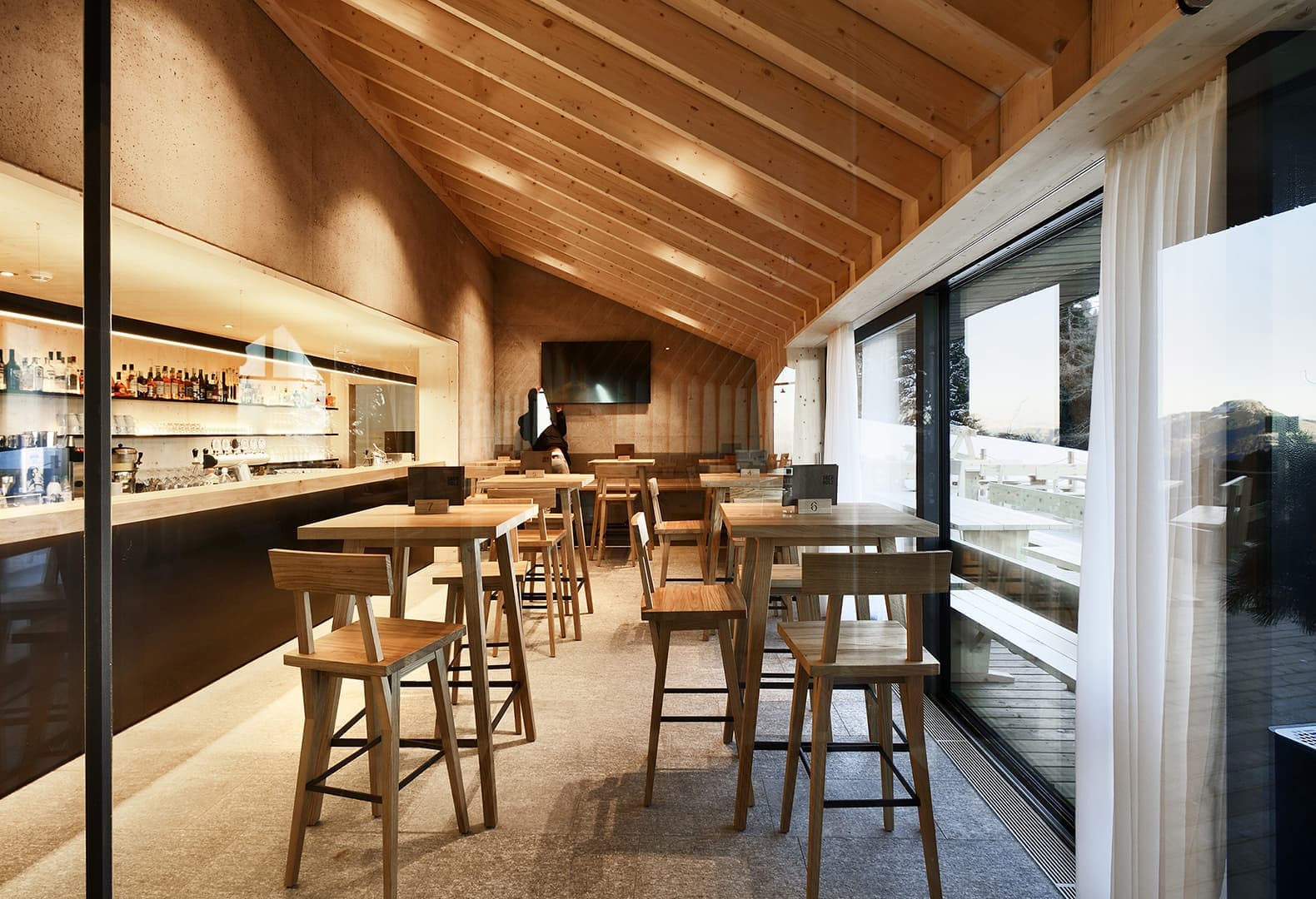 OBERHOLZ MOUNTAIN HUT. Фото: Oskar Da Riz, Jens Rüßmann