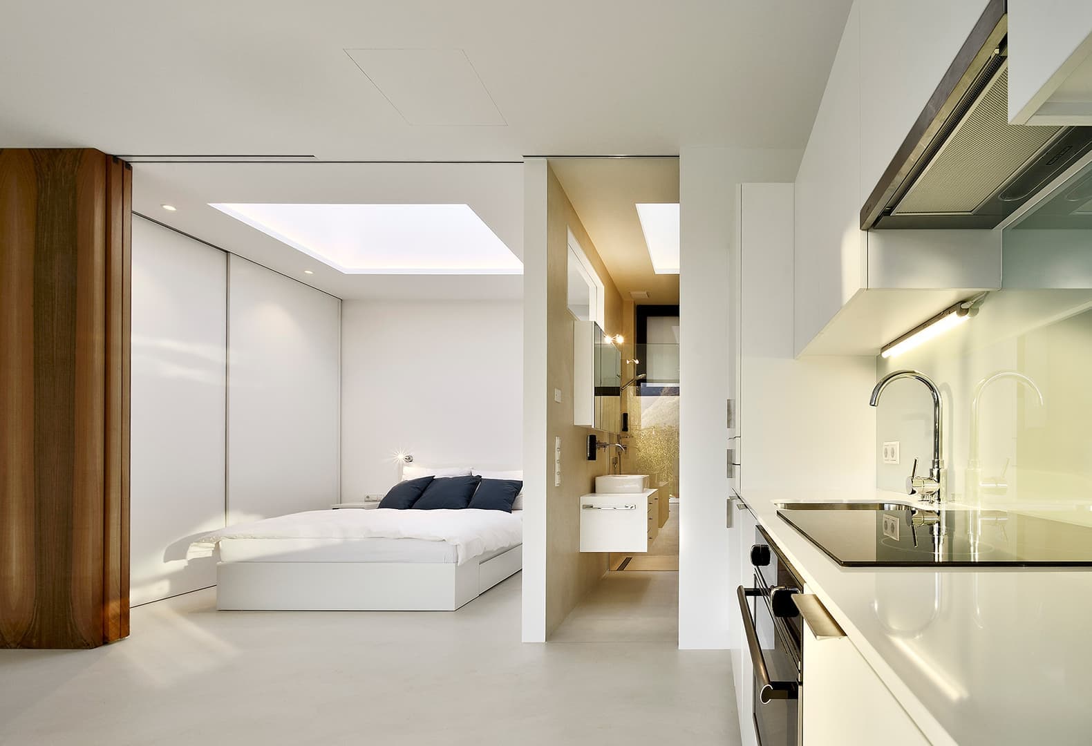 THE MIRROR HOUSES. Фото: Oskar Da Riz, Nicolo Degiorgis