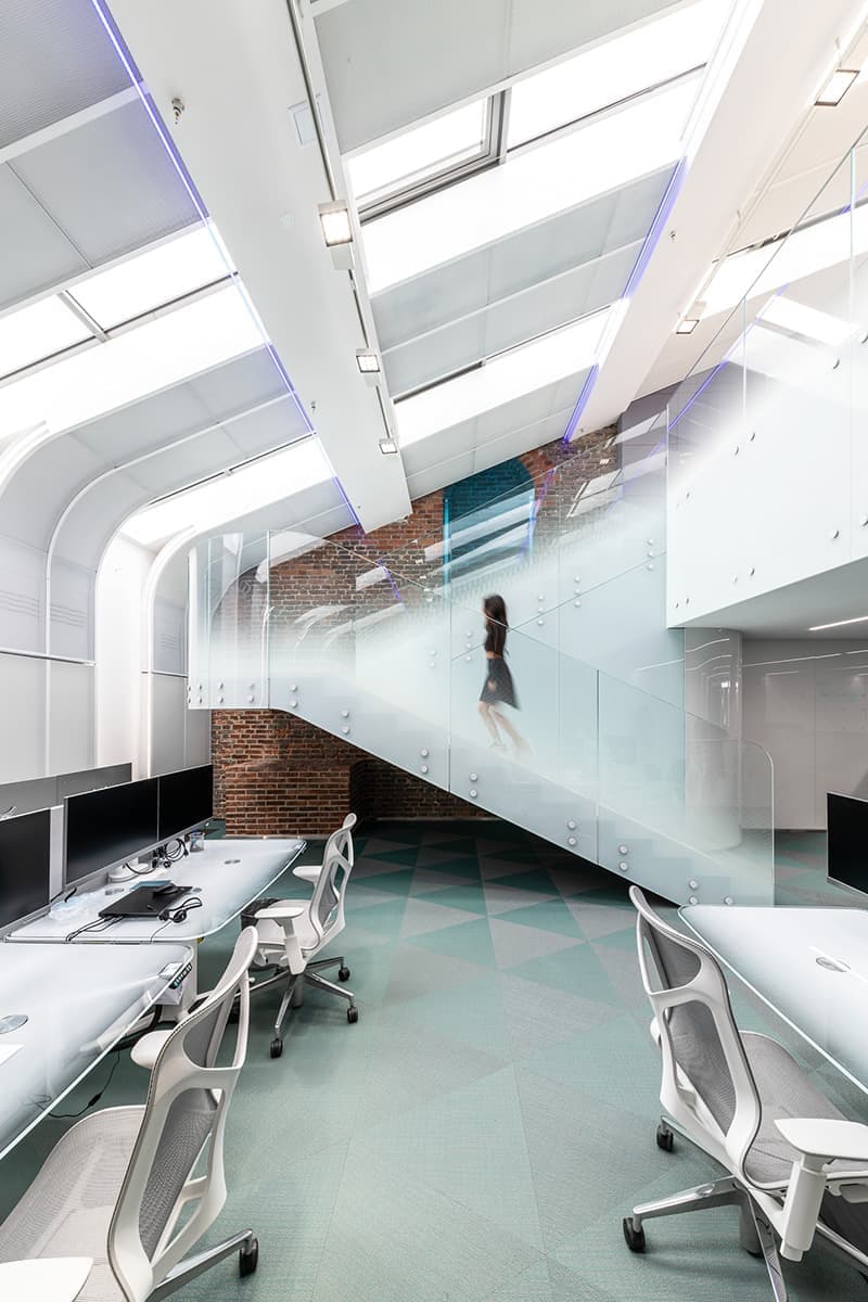 IT-центр нефтяной компании в здании бывшего склада – проект VOX Architects