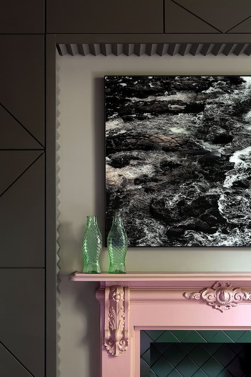 Интерьер с необычными решениями для молодой пары в историческом поместье – проект дизайнера Рошин Лафферти