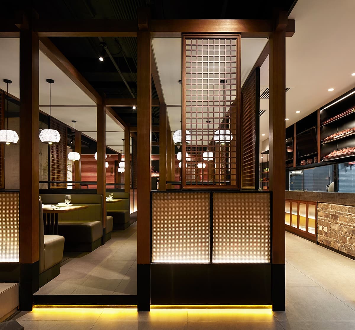 Традиционный ресторан в технологическом центре Пекина – проект студии IN.X Design