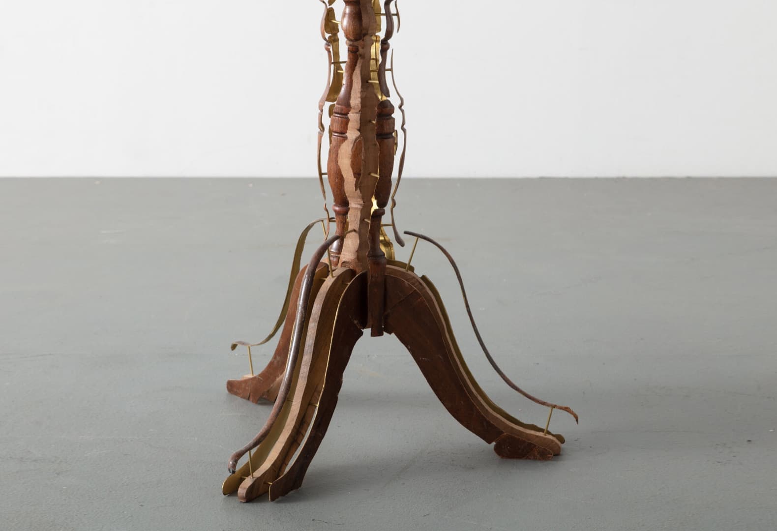 Skinned Table, Джойс Лин, США, 2020. Фото: Joe Kramm