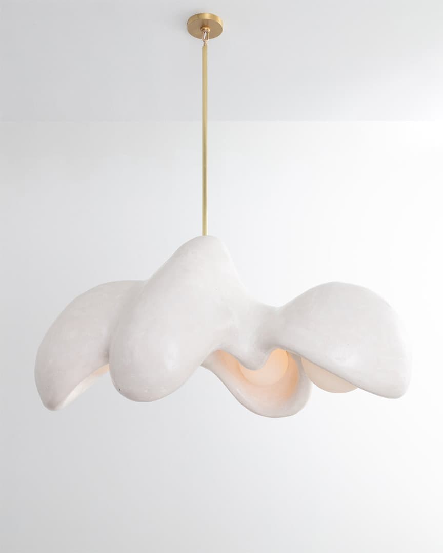 Подвесной светильник из гипса, Роган Грегори, США, 2020. Фото: Joe Kramm