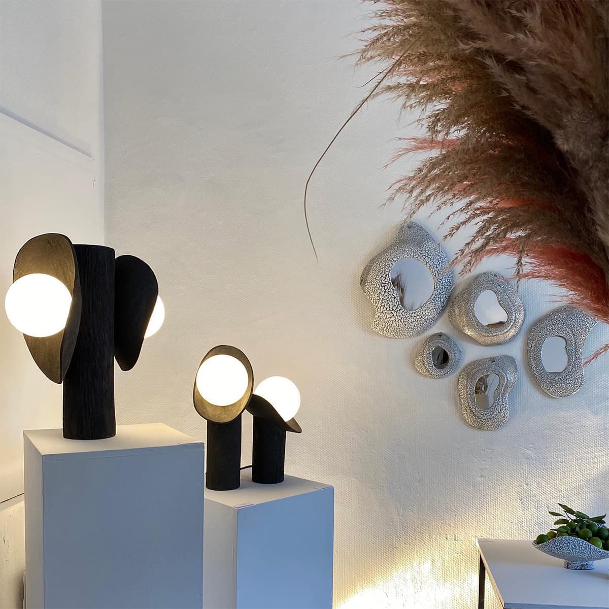 Оливия Конье. Mirror