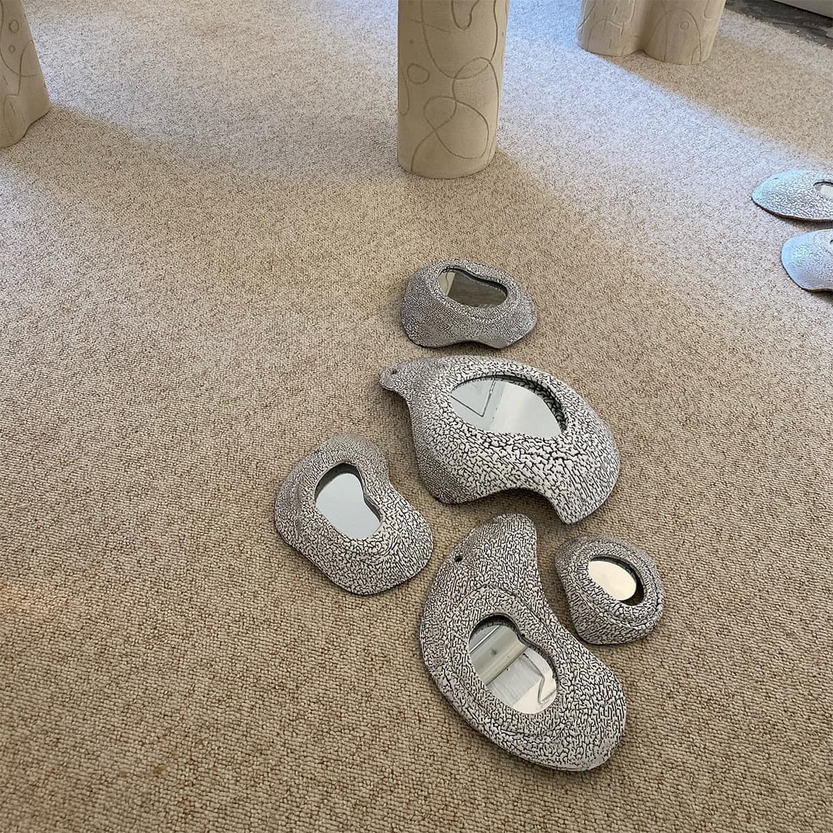 Оливия Конье. Mirror