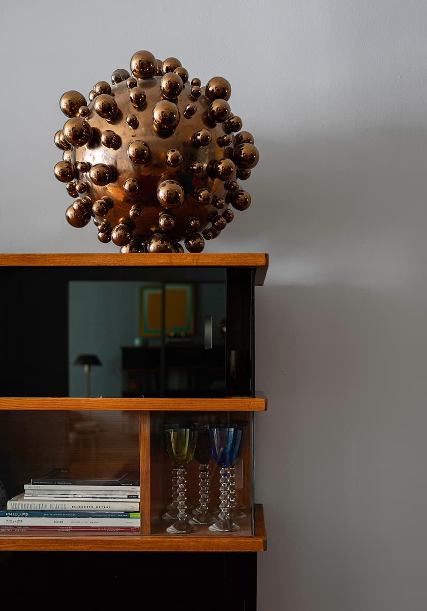 Нью-йоркская квартира с RGB подсветкой – проект дизайнеров Райана Лоусона и Шона Робинса