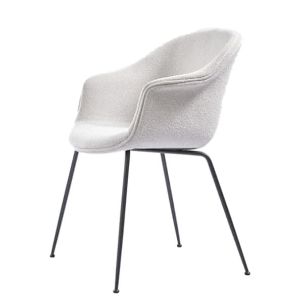 Стулья с подлокотниками GUBI