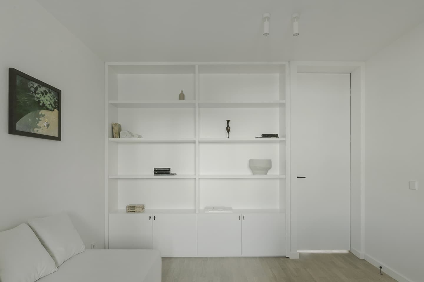 Минская квартира с необычной планировкой – проект студии Radical Passive