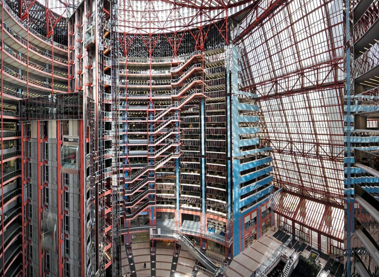 Оливия Конье. Totem