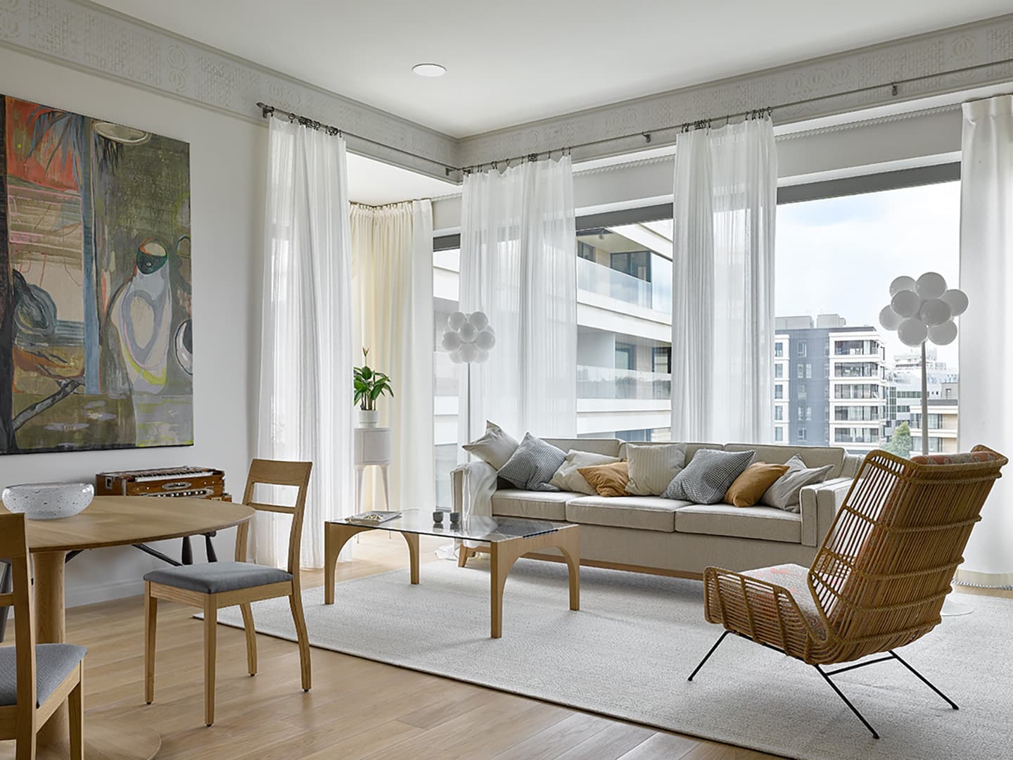 Московская квартира художницы – проект дизайнера Юлии Голавской