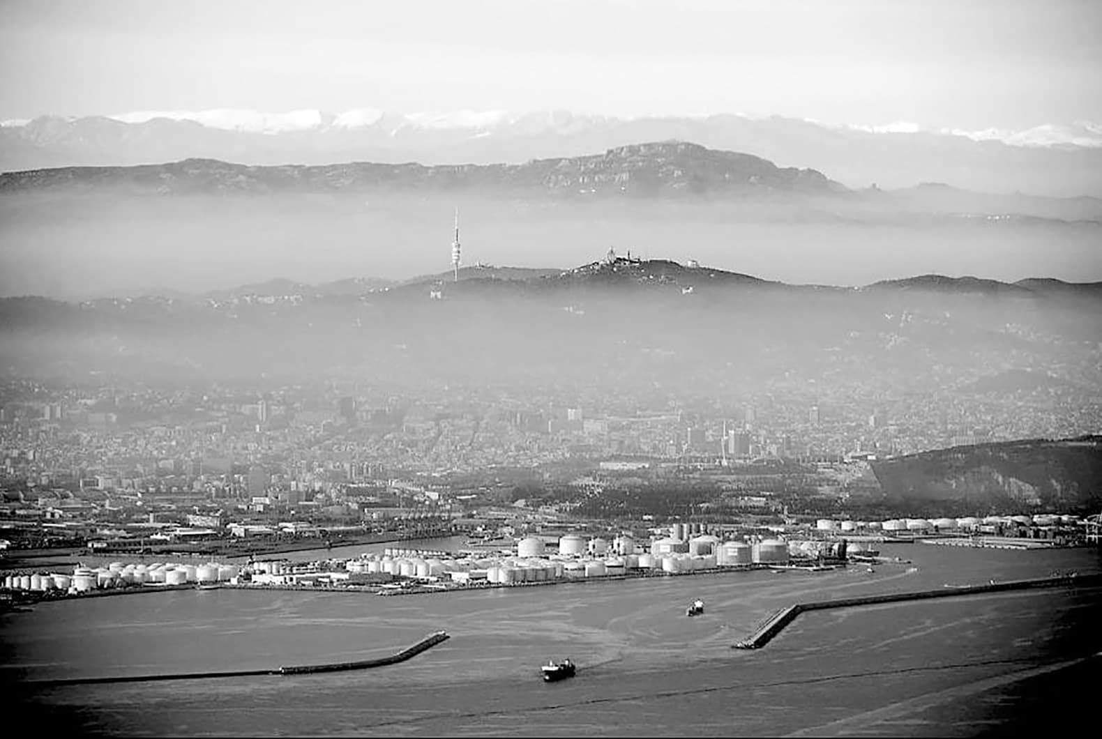 Air / Aria / Aire _Catalonia in Venice