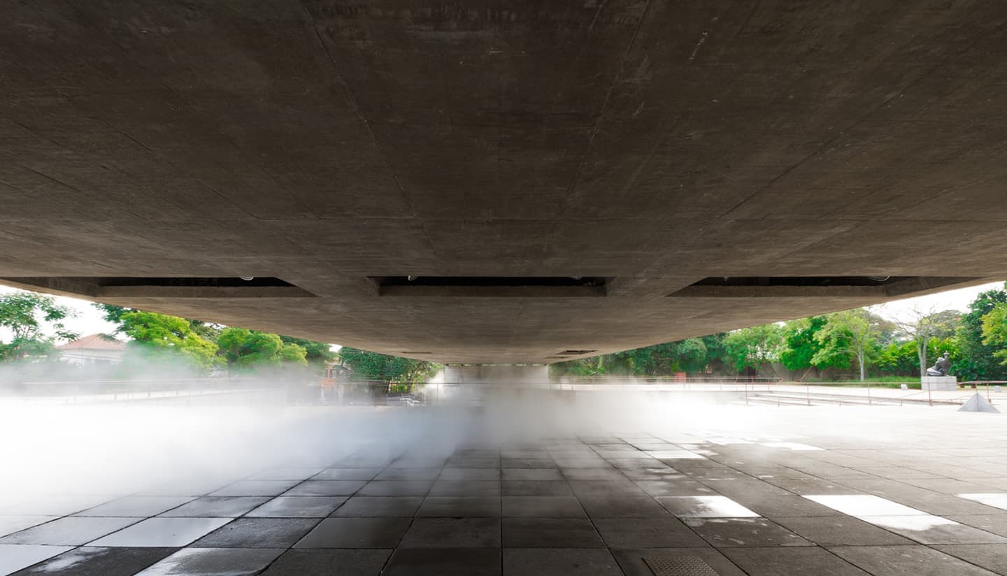 Бразильский музей скульптуры в Сан-Паулу (1988). Пауло Мендес да Роша. Фото: Paul Clemence, FLAGRANTE