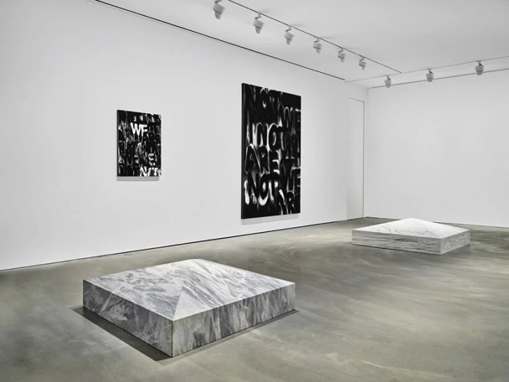 Выставка Дэвида Аджайе и Адама Пендлтона открылась в Гонконге