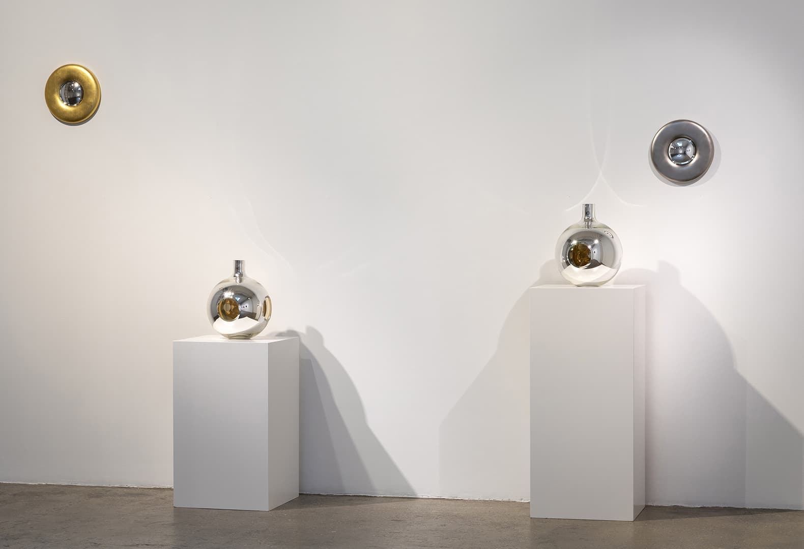 Convex Mirror Vase Single/Multiple. Front