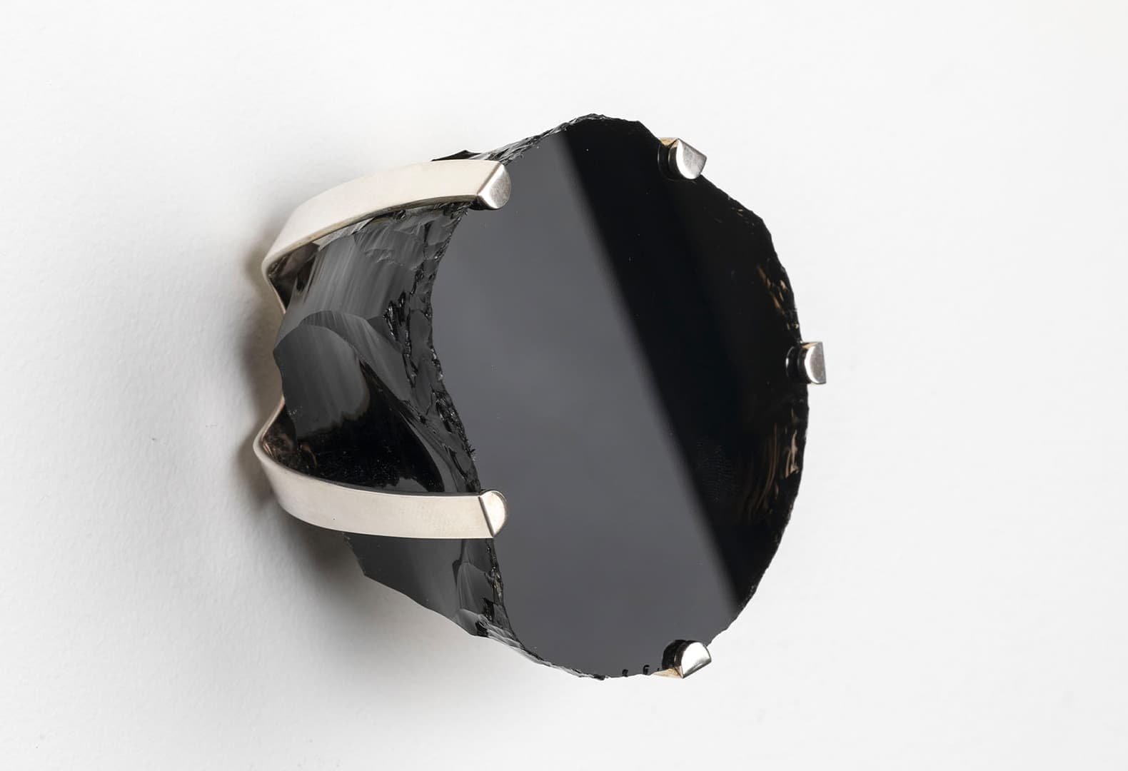 Obsidian Mirror. Front