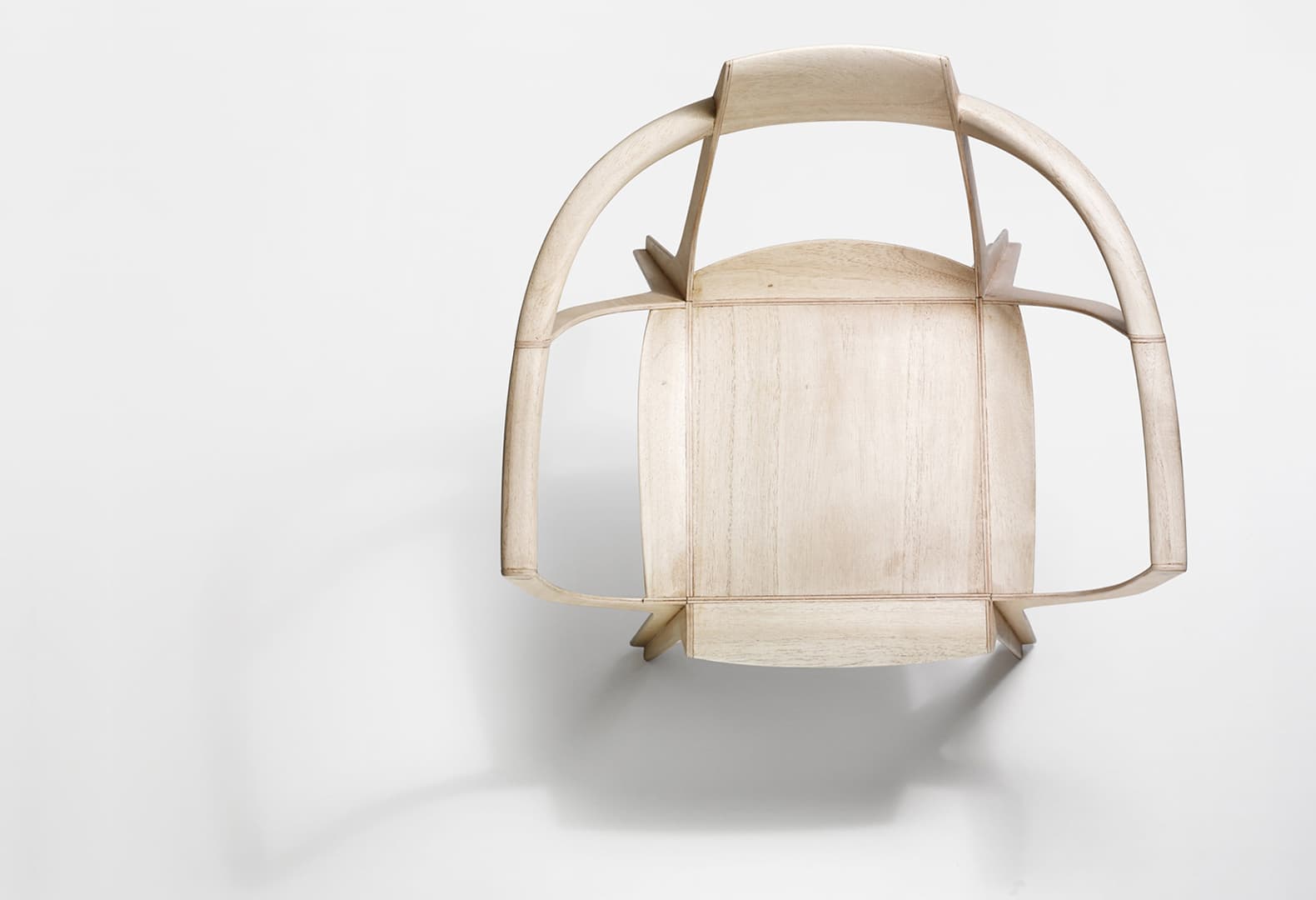 Стул Eutopia, Франциско Гомез Паз