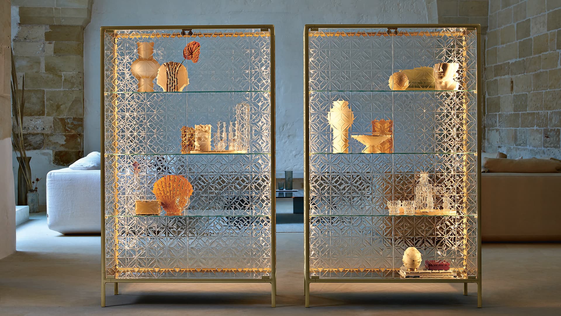 Коллекции Марселя Вандерса для FIAM: иллюзорность стекла и элегантность металла