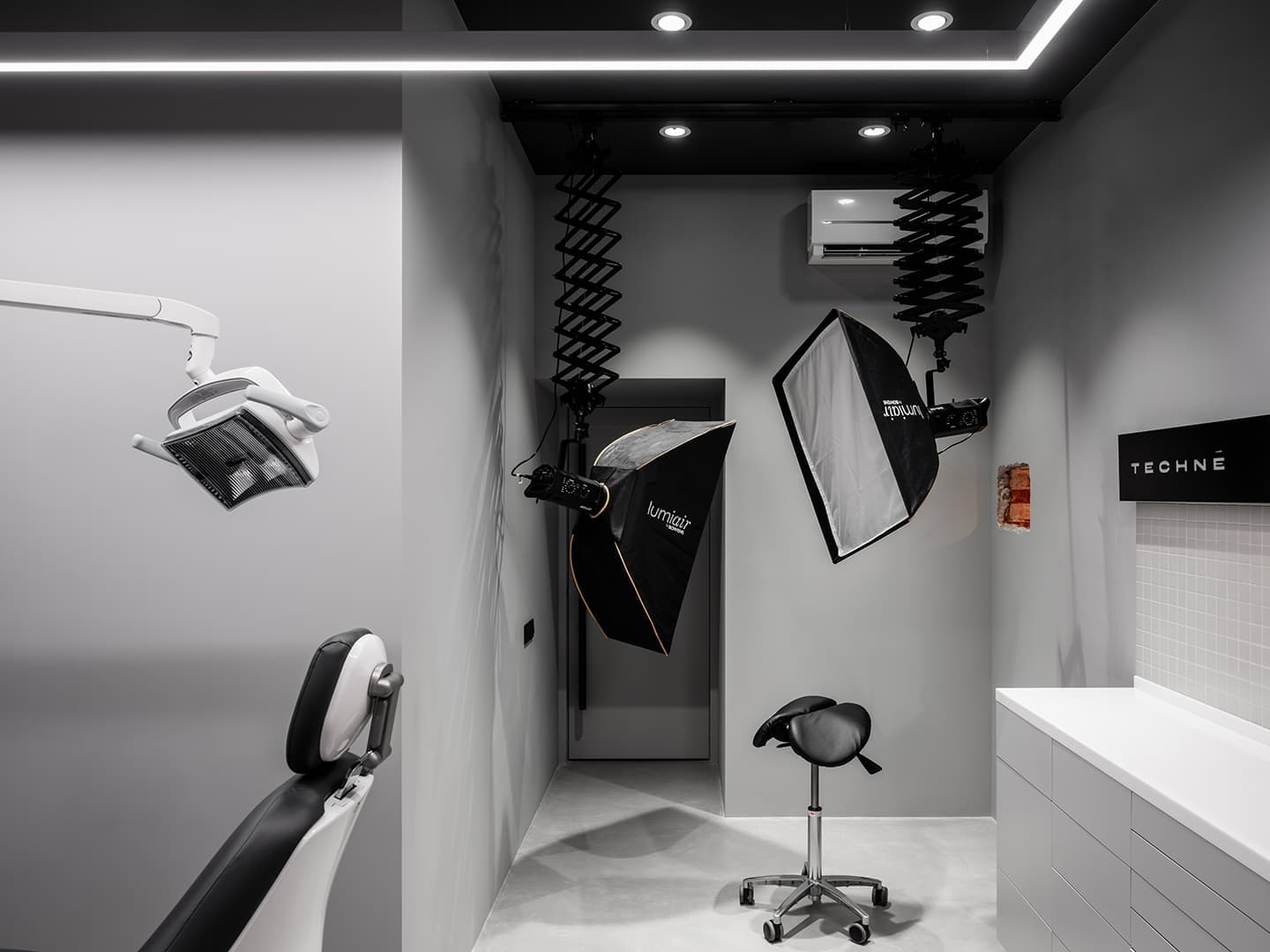 Стильная стоматология – проект студии Brandt design Bureau