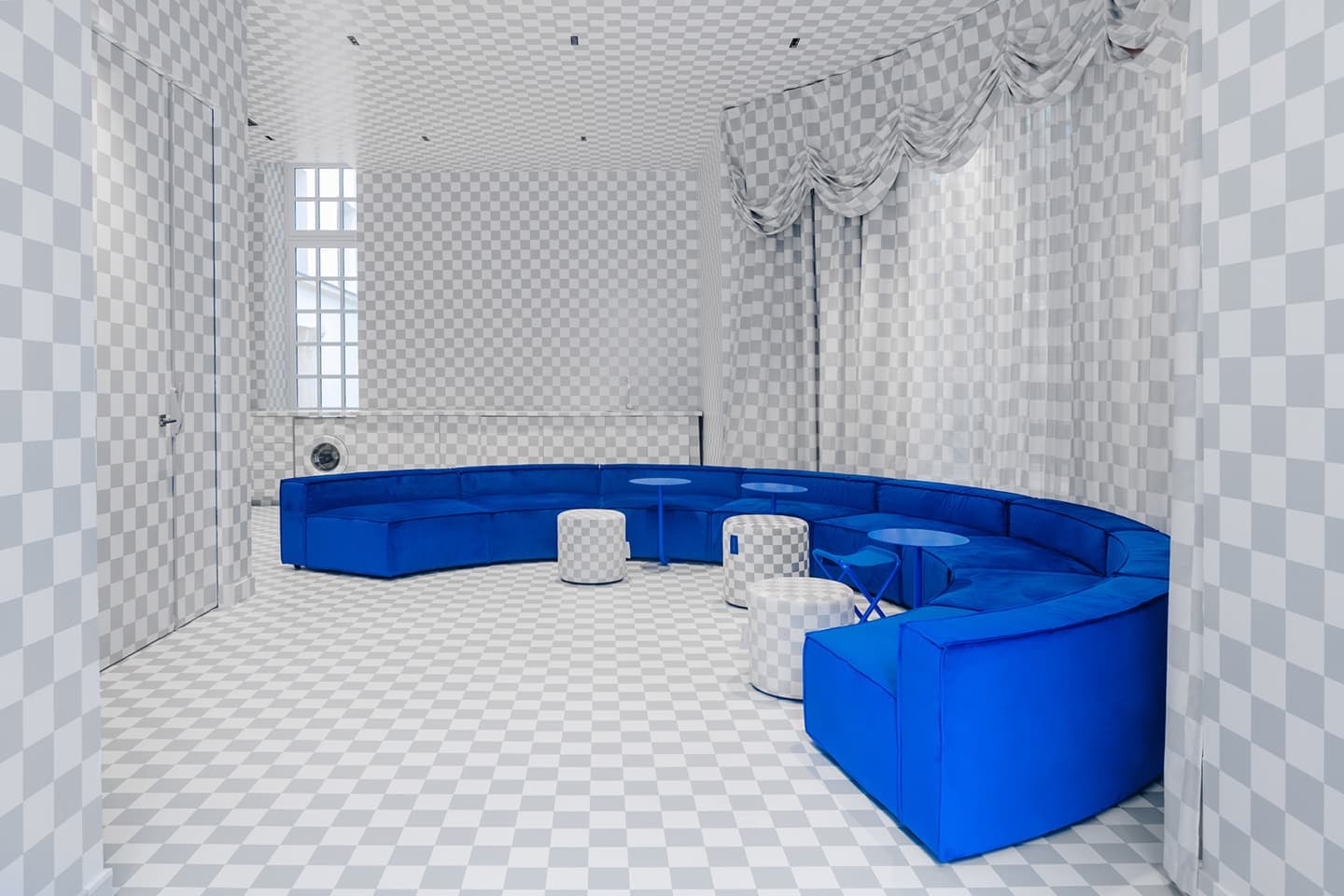 Поп-ап кафе в особняке XVII века – проект бюро Crosby Studios