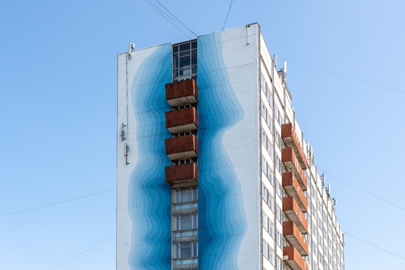 Итальянский стрит-арт художник создал арт-объект площадью 500 кв. метров в Екатеринбурге
