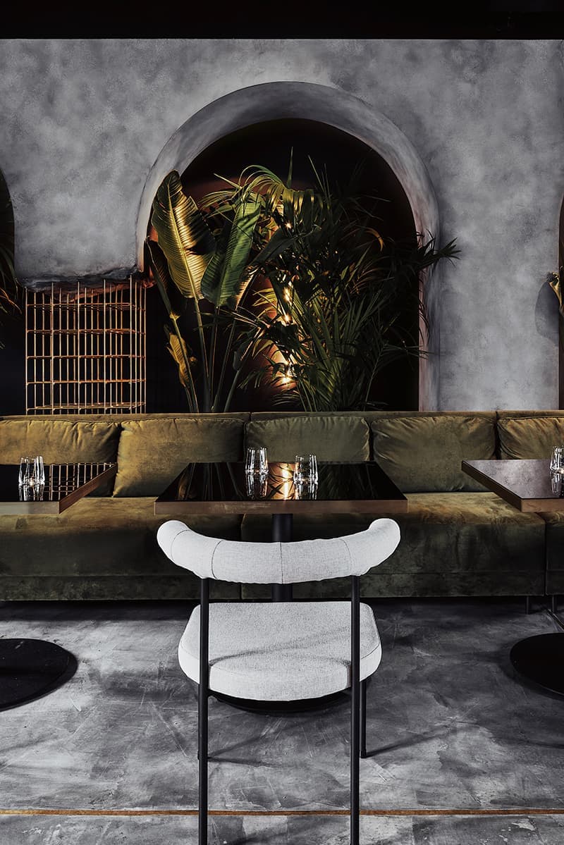 Лаунж-бар в особняке XIX века – проект дизайнера Алины Цауни