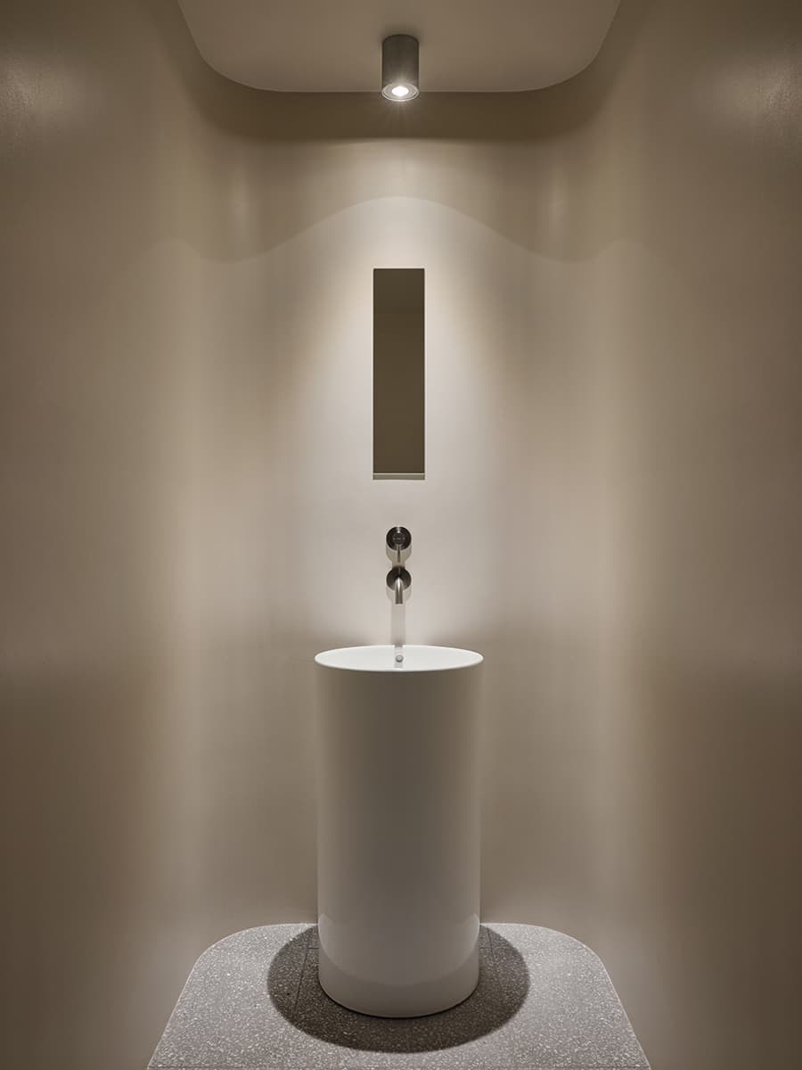 Кофейня в историческом особняке – проект студии Antwe