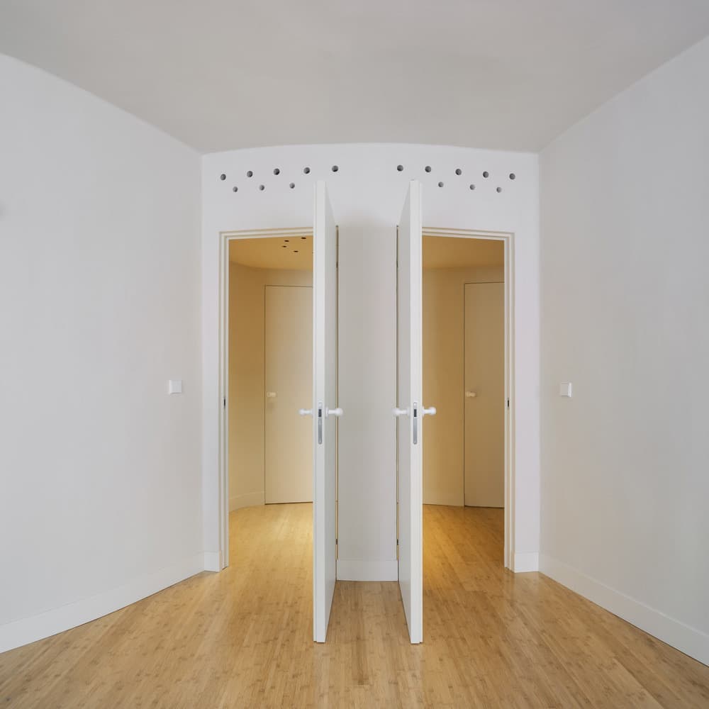 Испанская квартира с необычной планировкой – проект студии Laura Ortin Arquitectura