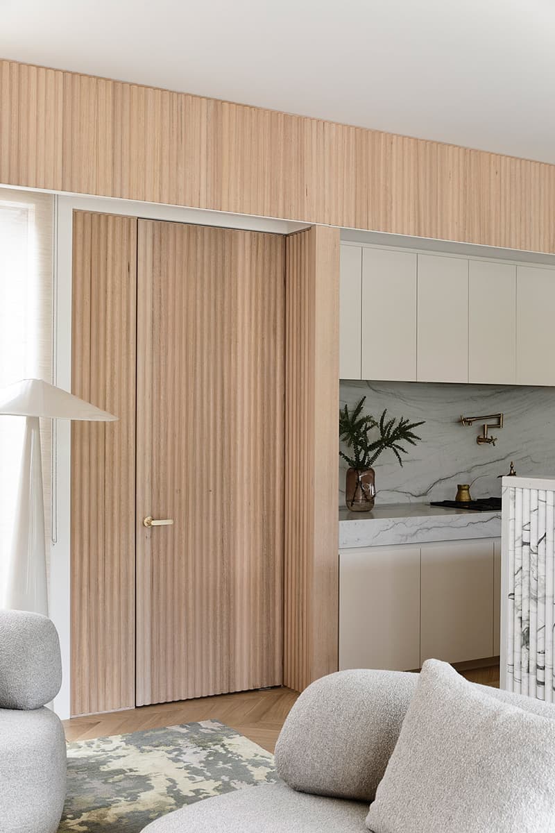 Театральный интерьер дома в Мельбурне – проект Kennedy Nolan