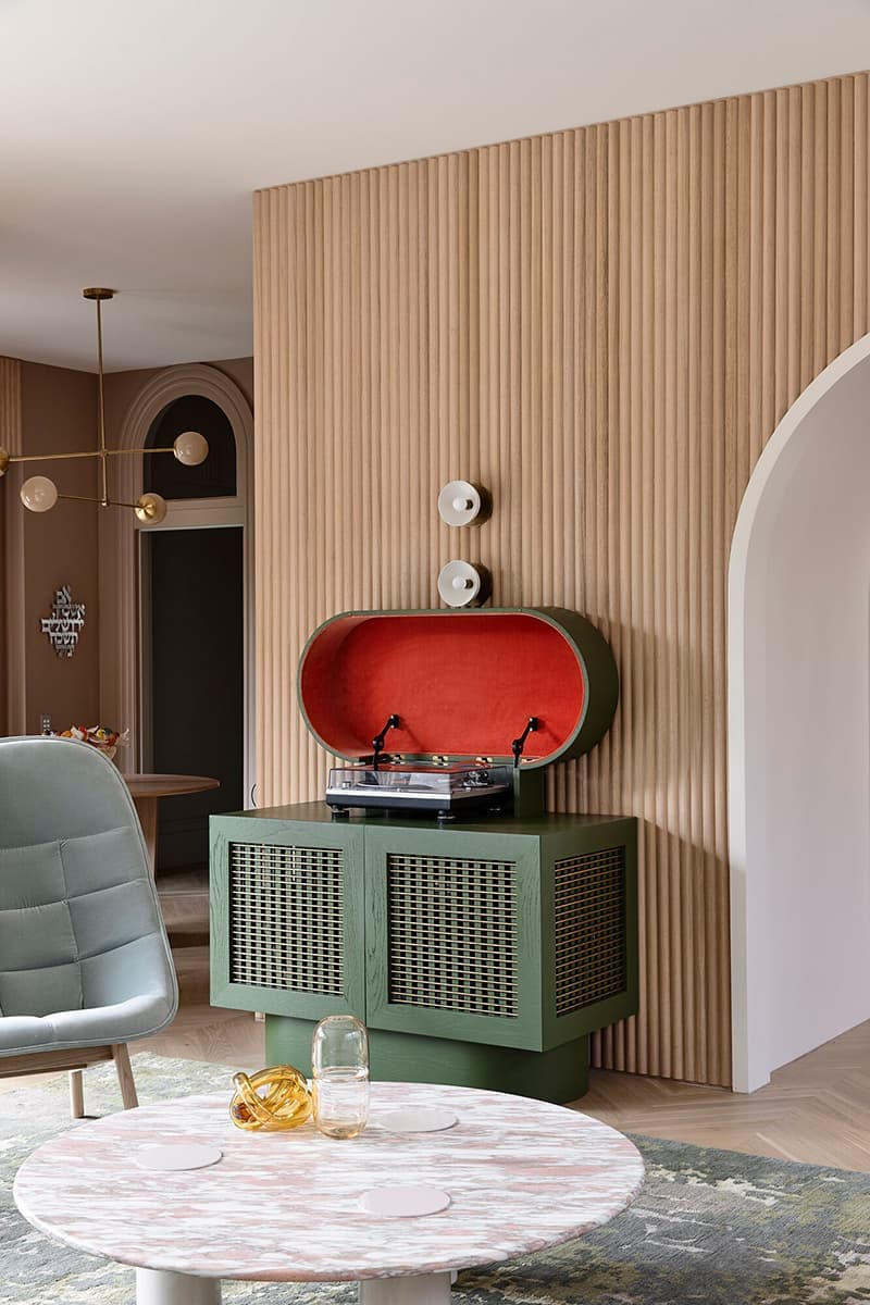 Театральный интерьер дома в Мельбурне – проект Kennedy Nolan