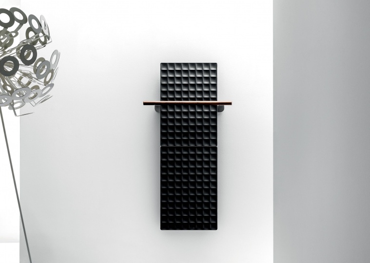 Дизайнер Пьеро Лиссони создал радиатор для компании Antrax IT