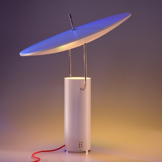 Новый светильник от бренда Martinelli Luce в форме радара