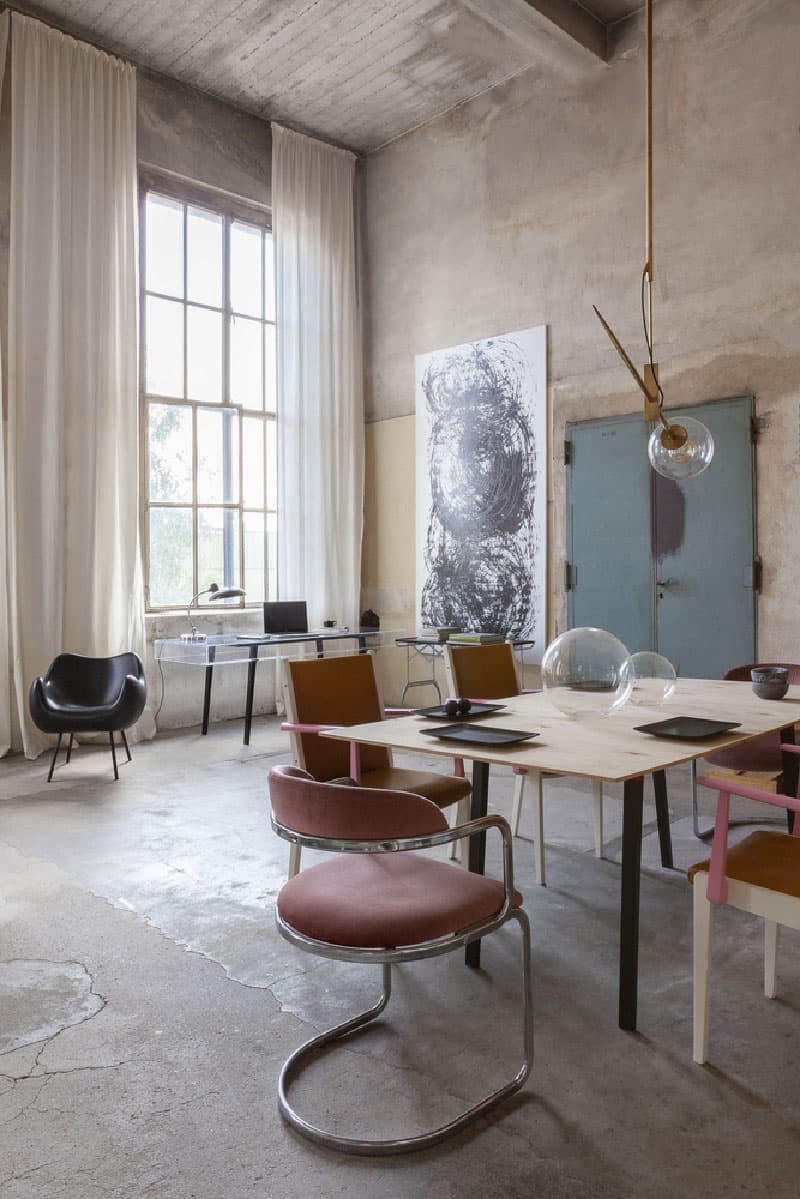 Художественная студия внутри заброшенной фабрики – проект архитектора Эвелины Макоса