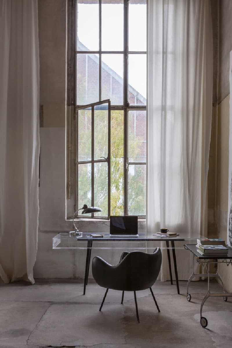 Художественная студия внутри заброшенной фабрики – проект архитектора Эвелины Макоса