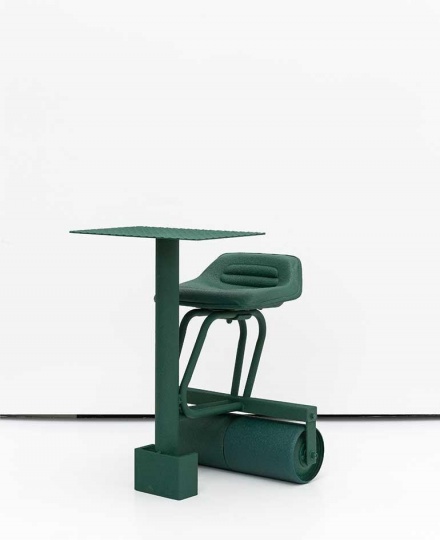Филипп Малуэн создал серию мебели из случайно найденных предметов