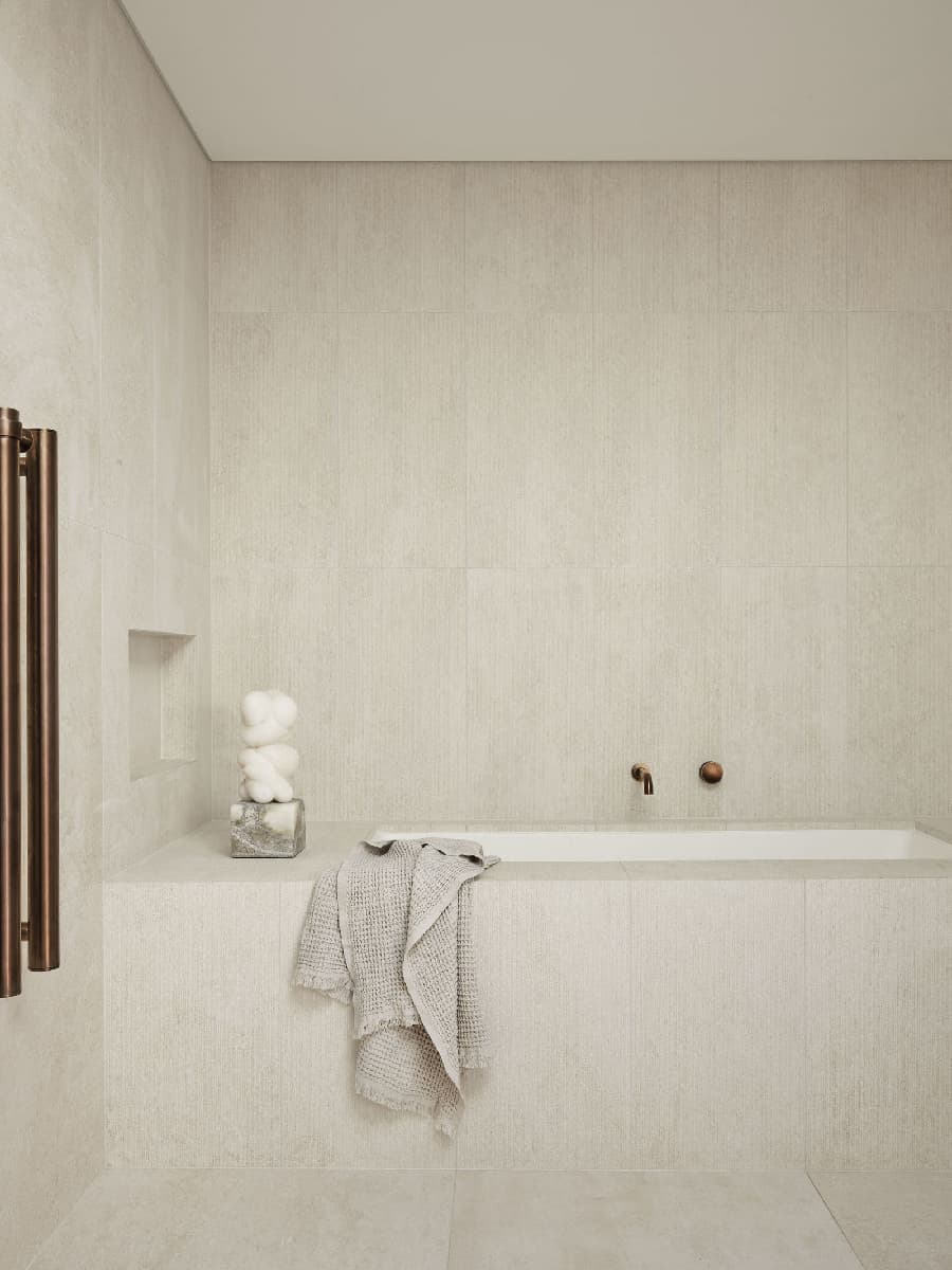 Гламурный пляжный дом в Сиднее – проект студии Nina Maya interiors