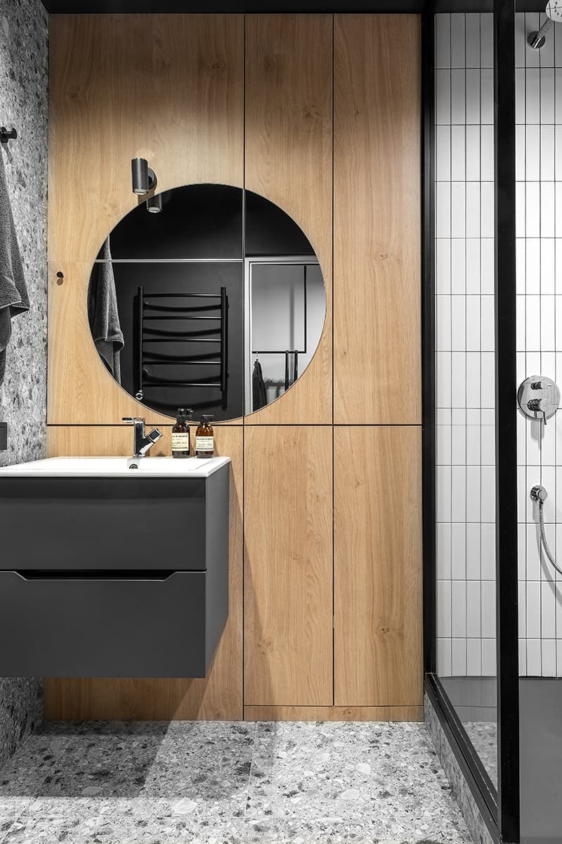 Искусство, декор и зонирование в небольшой московской студии – проект команды дизайн-бюро KIDZ