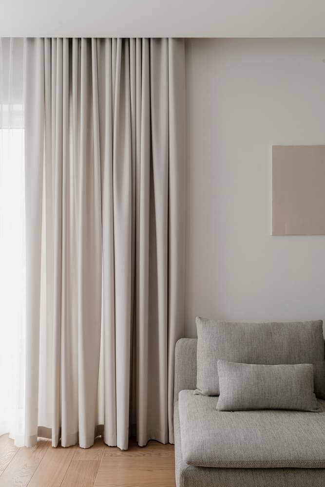 Аскетичный интерьер компактной квартиры в Польше – проект дизайн-бюро ACOS