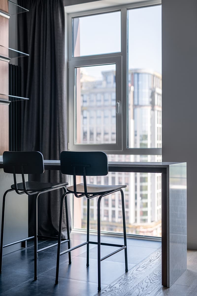 Строгий интерьер в стиле лофт для киевской квартиры – проект дизайн-студии Lauri Brothers