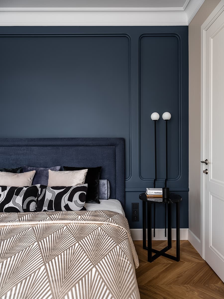 Чувственный интерьер с синими акцентами – проект дизайн-студии BALCON