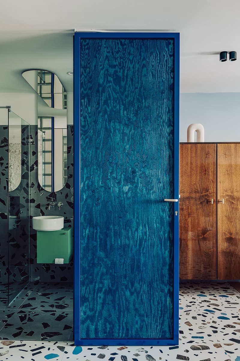 Смелый интерьер с винтажной эстетикой – проект Mistovia Studio