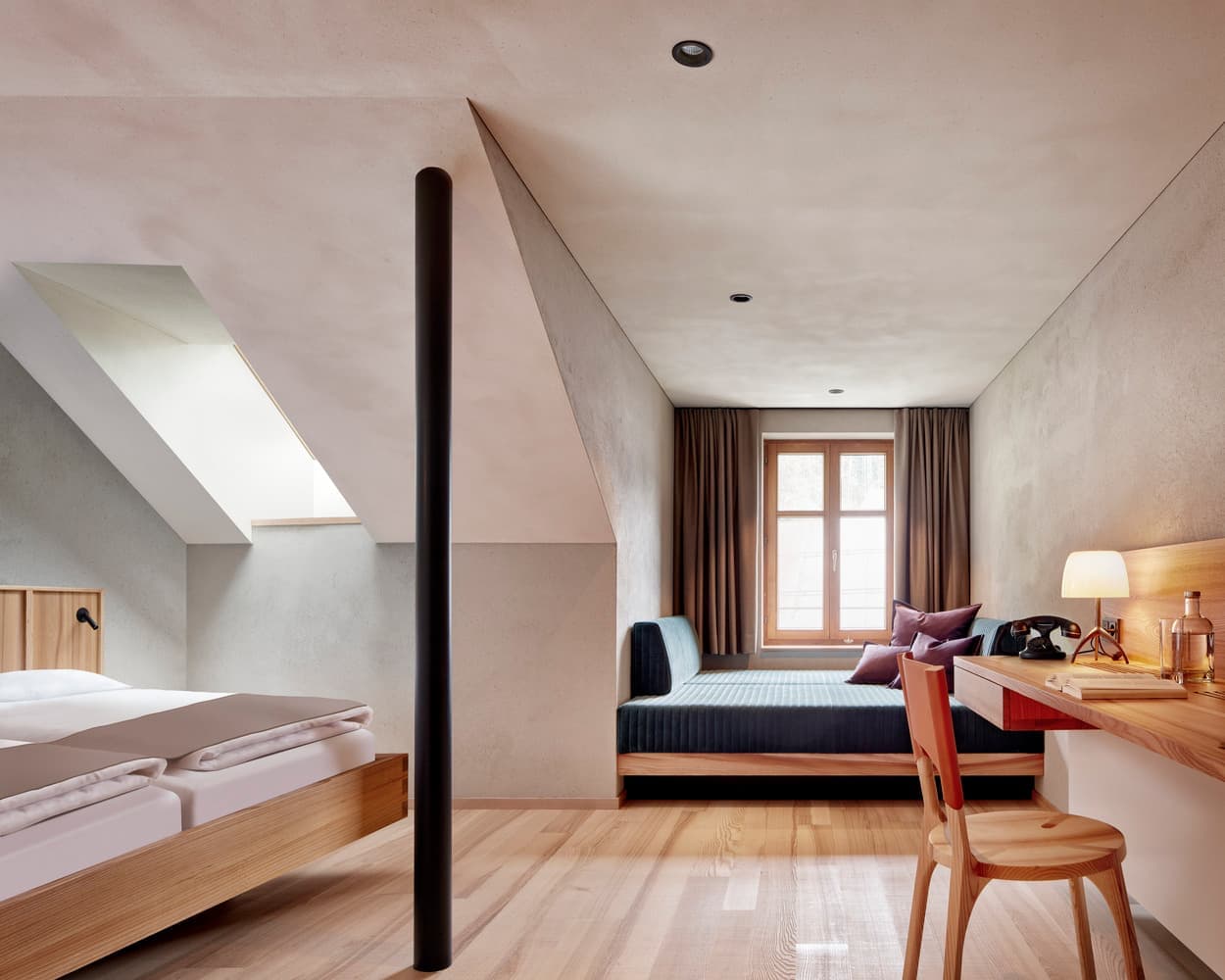 Теплый домашний интерьер семейного отеля в Австрии – проект архитектурного бюро firm Architekten