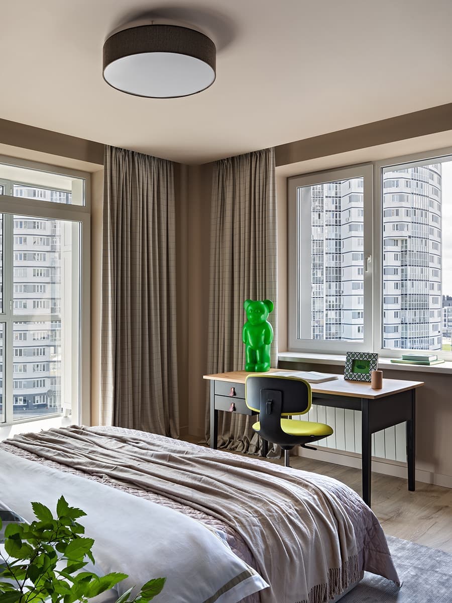 Красочный интерьер с розовой кухней – проект Екатерины Успенской