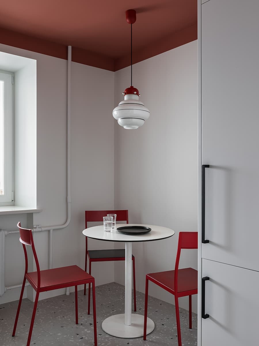 Стильные апартаменты с нотками советского авангарда – свежий проект дизайнера Михаила Курносова