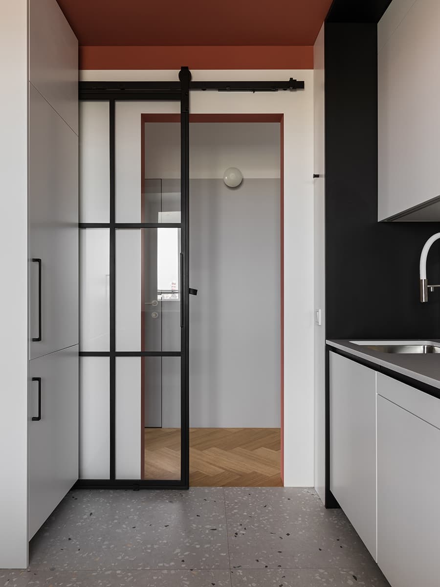 Стильные апартаменты с нотками советского авангарда – свежий проект дизайнера Михаила Курносова