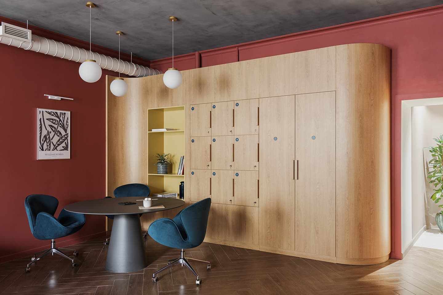 Уютный питерский коворкинг в ретро-стиле – проект AMG Architects