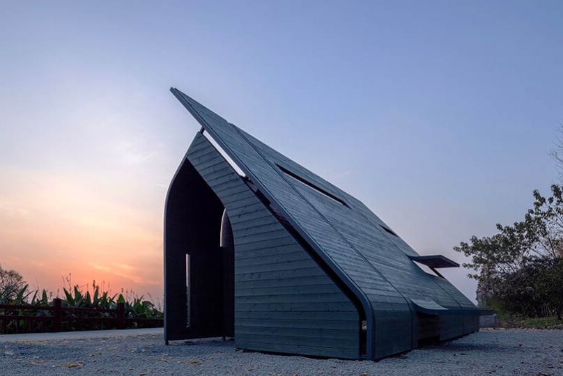 Деревянный павильон от LIN Architects, который исследует поведение человека