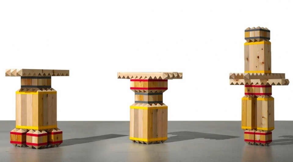 Японский дизайнер создал набор мебели для экспериментов