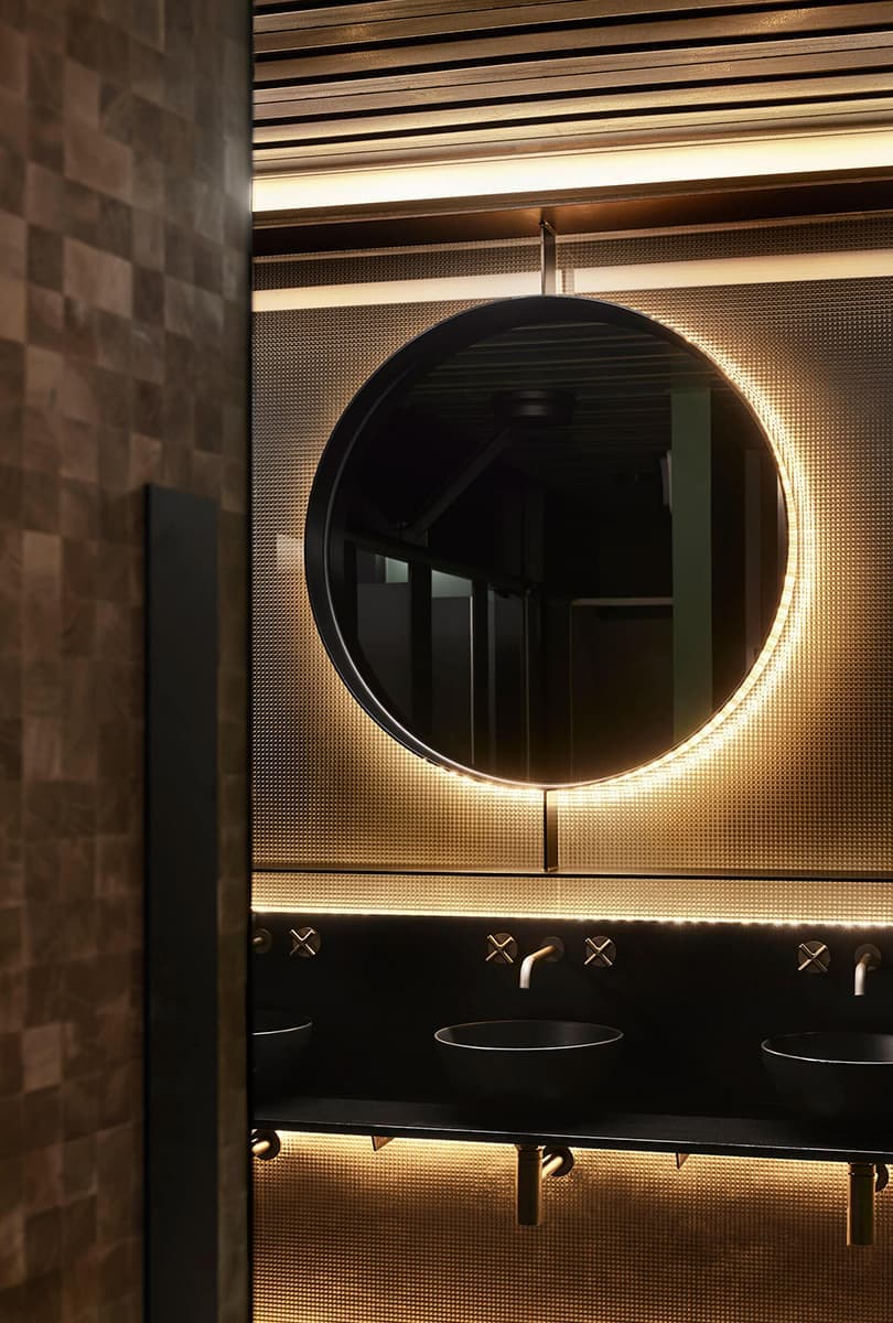 Аскетичный интерьер пивного бара в Австралии – проект студии Splinter Society